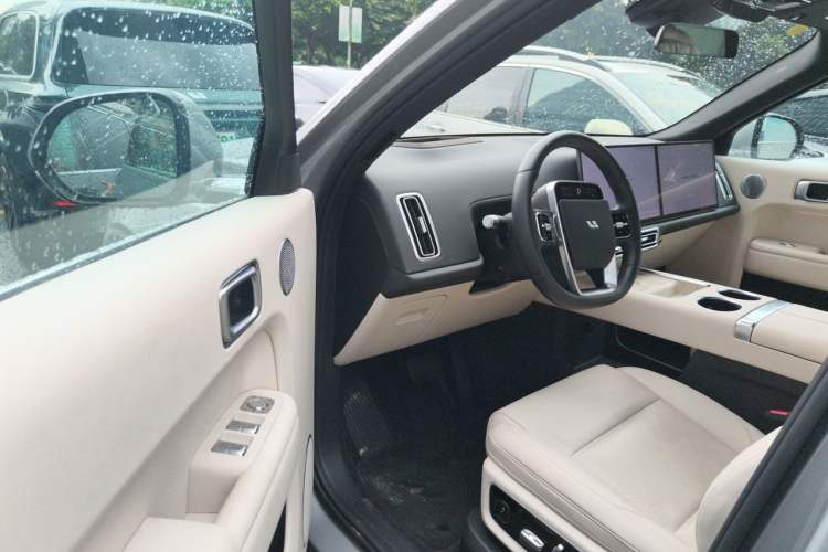 Used Li Auto L8 2025 Max Smart Refresh Edition Driver Seat