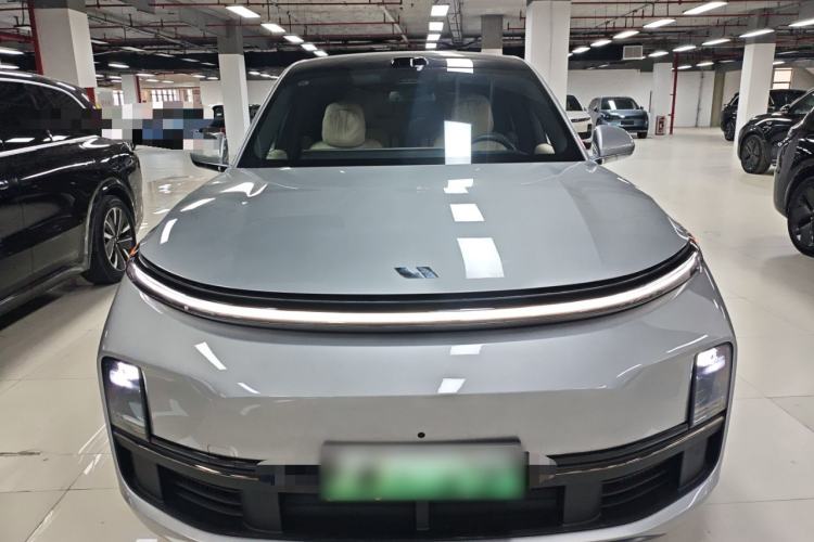Used Li Auto L8 2025 Ultra Smart Refreshed Edition Front