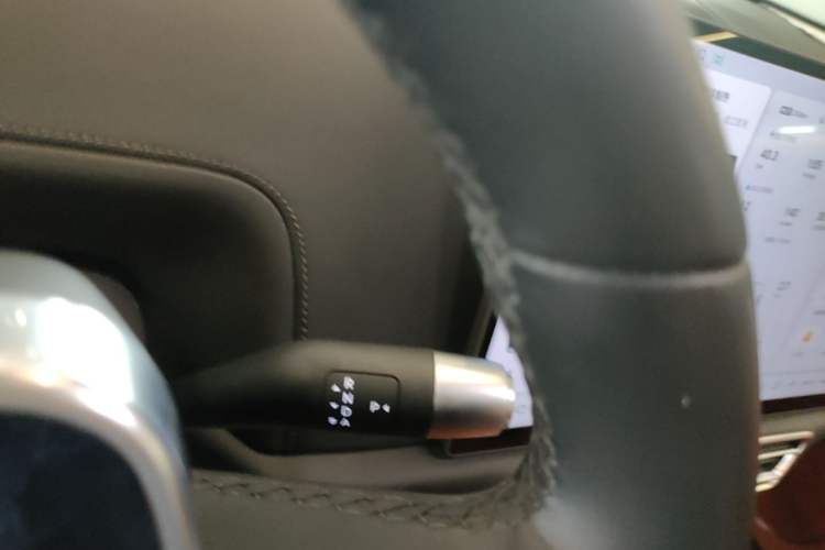 Used Li Auto L8 2025 Ultra Smart Refreshed Edition Gear Lever