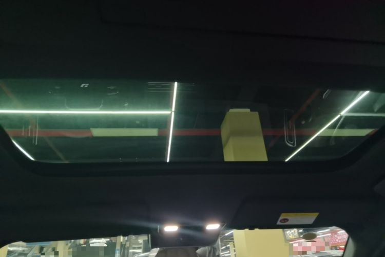 Used Li Auto L8 2025 Ultra Smart Refreshed Edition Headliner
