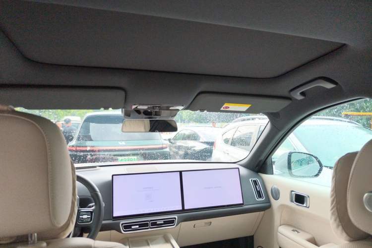 Used Li Auto L8 2025 Max Smart Refresh Edition Headliner