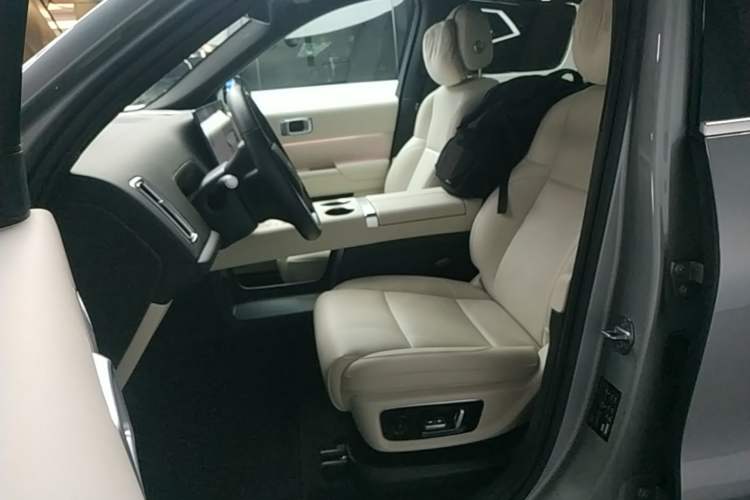 Used Li Auto L8 2025 Ultra Smart Refreshed Edition Left Front Seat