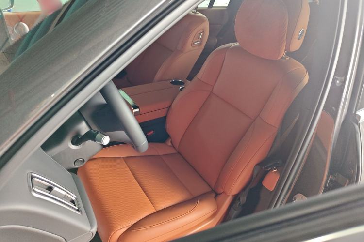 Used Li Auto L8 2025 Max Smart Refresh Edition Left Front Seat