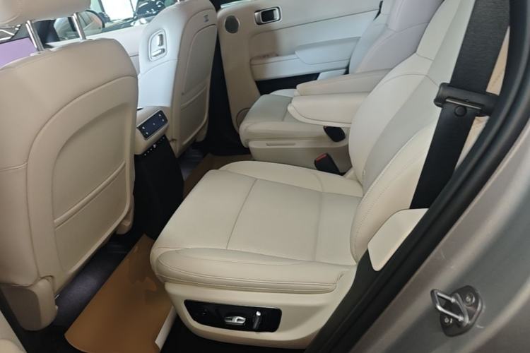 Used Li Auto L8 2025 Max Smart Refresh Edition Left Rear Seat