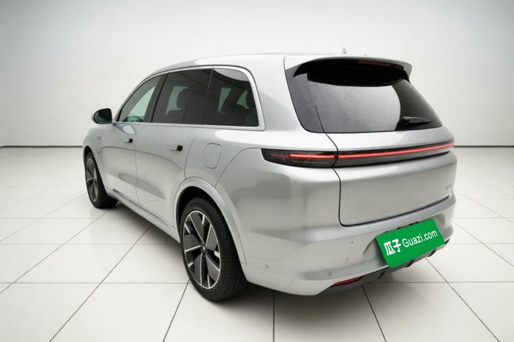 Used Li Auto L8 2025 Max Smart Refresh Edition Rear Left 45 Deg