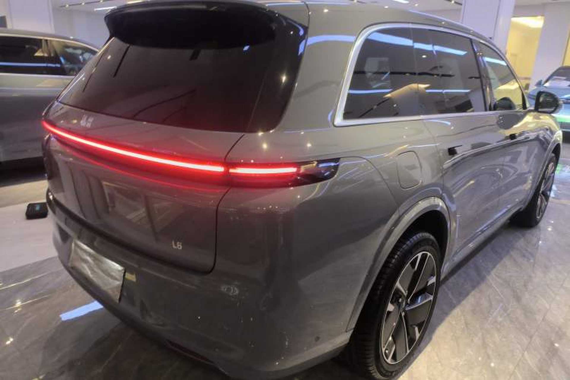 Used Li Auto L8 2025 Ultra Smart Refreshed Edition Rear Right 45 Deg