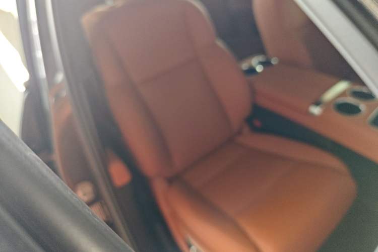 Used Li Auto L8 2025 Max Smart Refresh Edition Right Front Seat