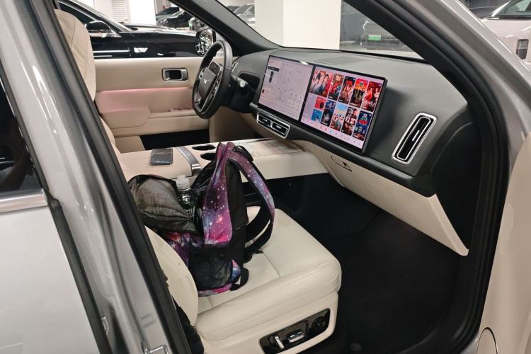 Used Li Auto L8 2025 Ultra Smart Refreshed Edition Right Front Seat