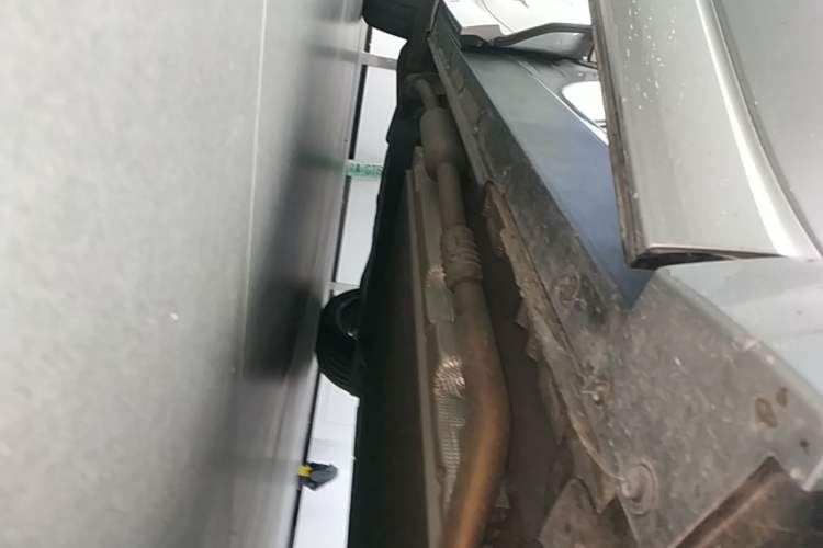 Used Li Auto L8 2025 Ultra Smart Refreshed Edition Right Side Sill
