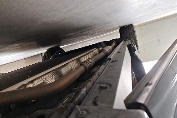 Used Li Auto L8 2025 Max Smart Refresh Edition Right Side Sill
