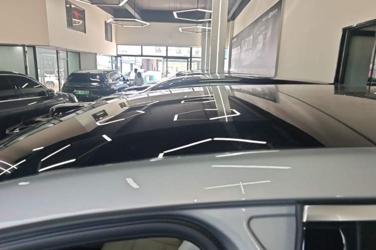 Used Li Auto L8 2025 Max Smart Refresh Edition Roof