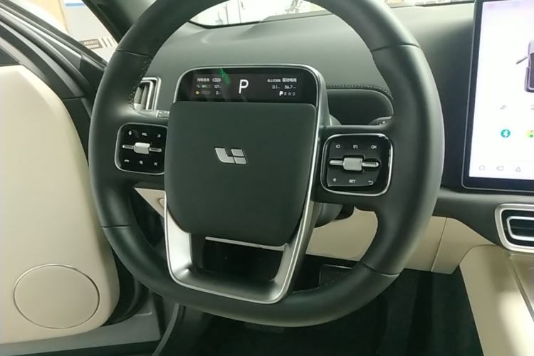 Used Li Auto L8 2025 Ultra Smart Refreshed Edition Steering Wheel