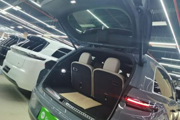 Used Li Auto L8 2025 Ultra Smart Refreshed Edition Trunk
