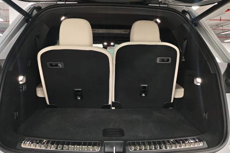 Used Li Auto L8 2025 Ultra Smart Refreshed Edition Trunk