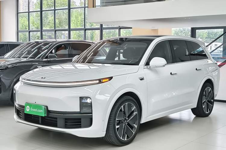 Ojetý Li Auto L8 2025 Max Smart Refresh Edition Guazi used car, China used car export, Used car for sale, Used  cars, Cheapest cars for sale