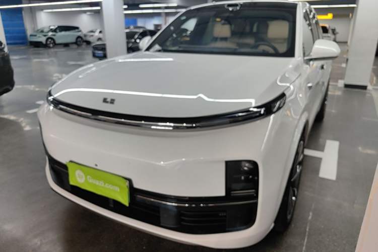 Ojetý Li Auto L8 2025 Max Smart Refresh Edition Guazi used car, China used car export, Used car for sale, Used  cars, Cheapest cars for sale