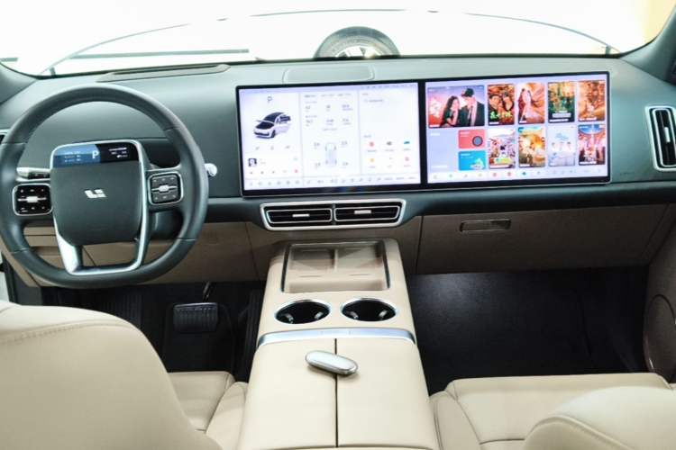 Used Li Auto L8 2025 Max Smart Refresh Edition Center Console