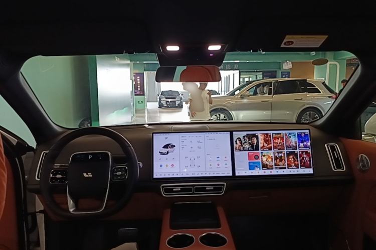 Used Li Auto L8 2025 Ultra Smart Refreshed Edition Center Console