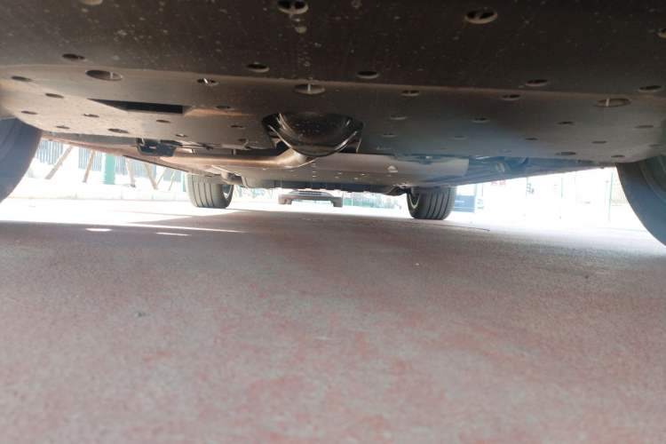 Used Li Auto L8 2025 Max Smart Refresh Edition Chassis Front