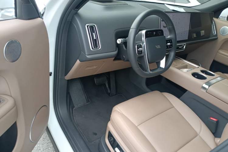 Used Li Auto L8 2025 Max Smart Refresh Edition Driver Seat