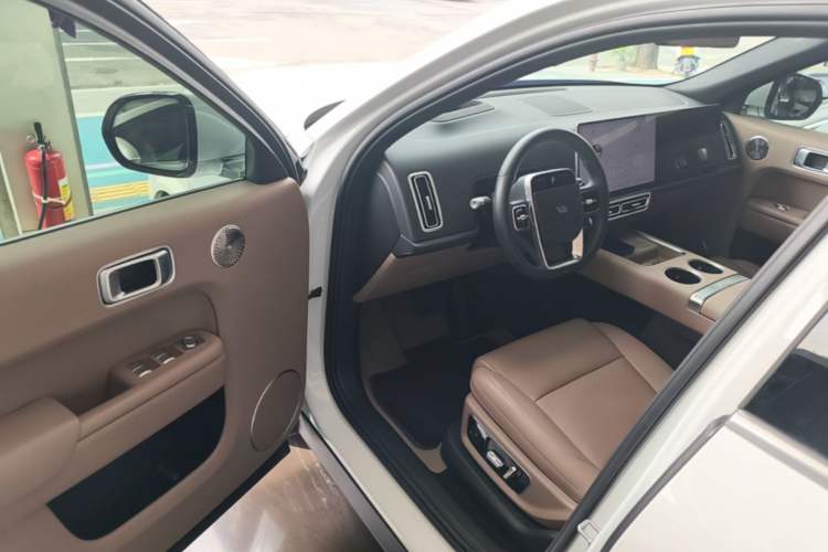Used Li Auto L8 2025 Ultra Smart Refreshed Edition Driver Seat
