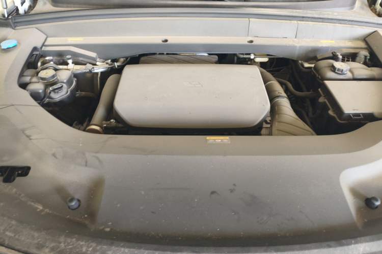 Used Li Auto L8 2025 Max Smart Refresh Edition Engine Bay