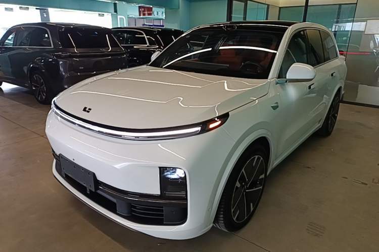 Ojetý Li Auto L8 2025 Ultra Smart Refreshed Edition Guazi used car, China used car export, Used car for sale, Used  cars, Cheapest cars for sale