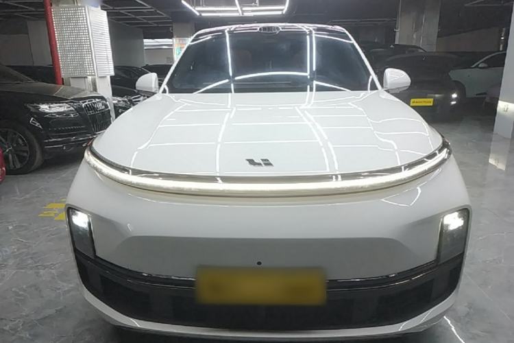 Used Li Auto L8 2025 Max Smart Refresh Edition Front