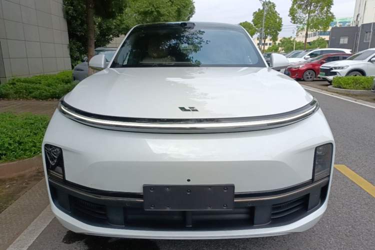 Used Li Auto L8 2025 Max Smart Refresh Edition Front