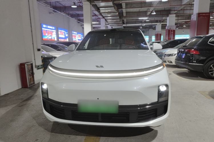 Used Li Auto L8 2025 Max Smart Refresh Edition Front