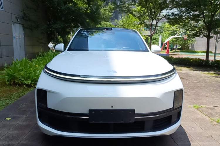 Used Li Auto L8 2025 Ultra Smart Refreshed Edition Front