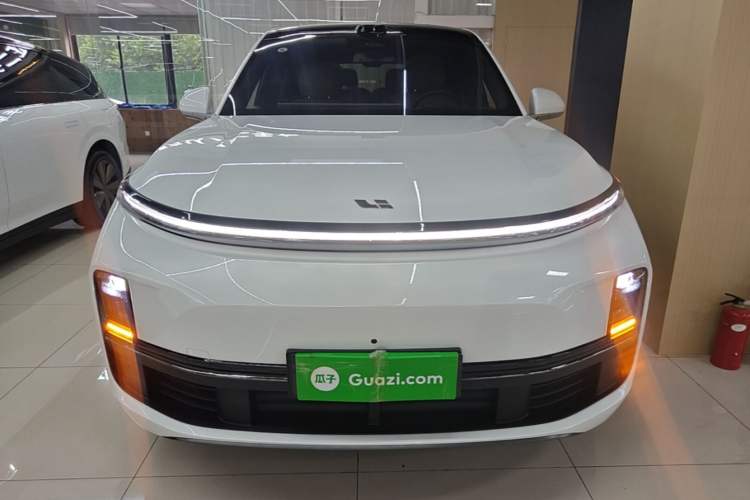 Used Li Auto L8 2025 Ultra Smart Refreshed Edition Front