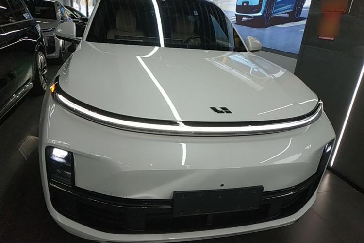 Used Li Auto L8 2025 Ultra Smart Refreshed Edition Front