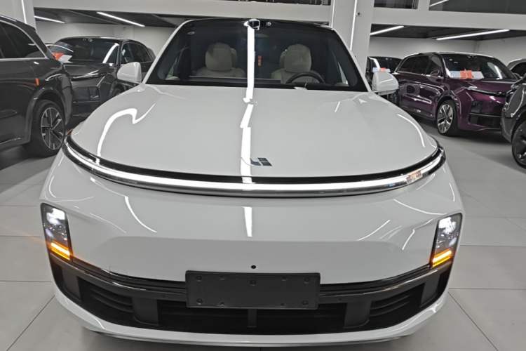 Used Li Auto L8 2025 Ultra Smart Refreshed Edition Front