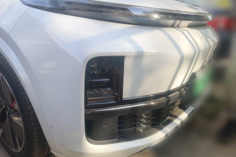 Used Li Auto L8 2025 Max Smart Refresh Edition Front Right 45 Deg