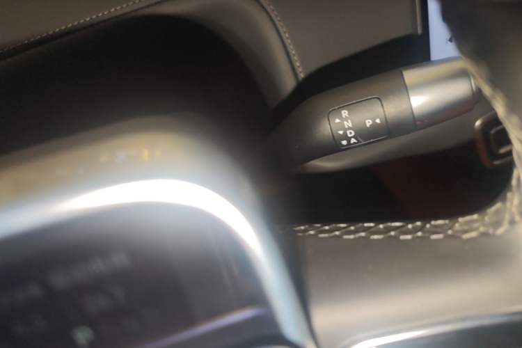 Used Li Auto L8 2025 Ultra Smart Refreshed Edition Gear Lever