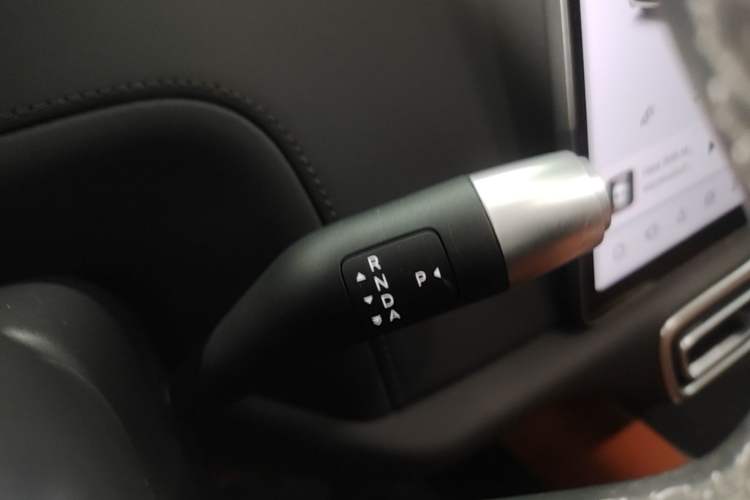 Used Li Auto L8 2025 Max Smart Refresh Edition Gear Lever