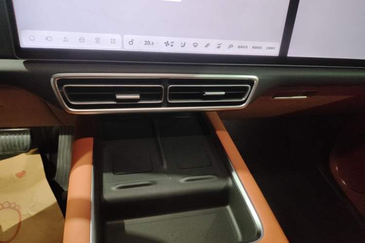 Used Li Auto L8 2025 Max Smart Refresh Edition Gear Lever