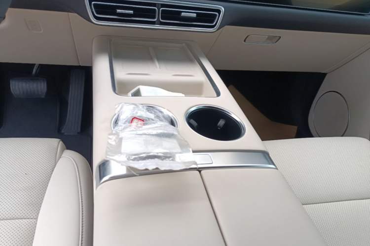 Used Li Auto L8 2025 Max Smart Refresh Edition Gear Lever