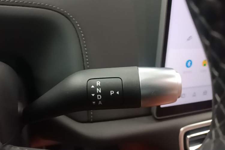 Used Li Auto L8 2025 Ultra Smart Refreshed Edition Gear Lever