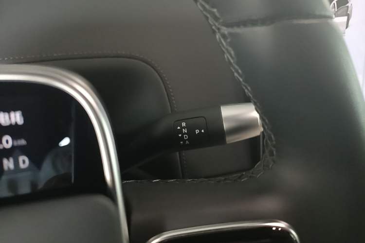 Used Li Auto L8 2025 Ultra Smart Refreshed Edition Gear Lever