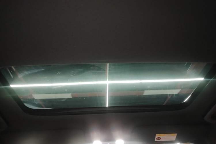Used Li Auto L8 2025 Max Smart Refresh Edition Headliner