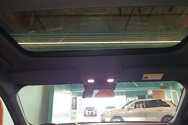 Used Li Auto L8 2025 Ultra Smart Refreshed Edition Headliner