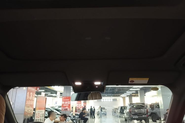 Used Li Auto L8 2025 Ultra Smart Refreshed Edition Headliner