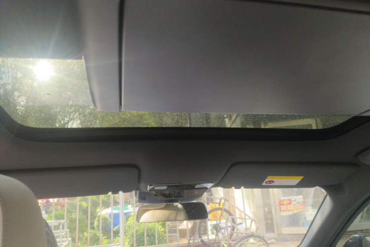 Used Li Auto L8 2025 Max Smart Refresh Edition Headliner