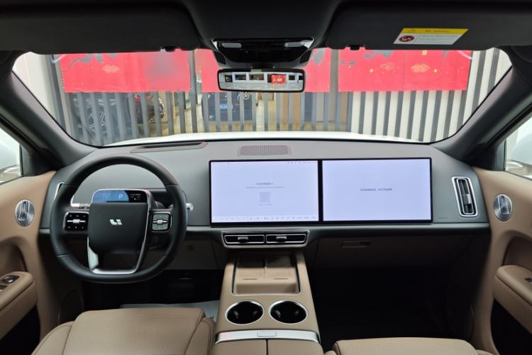 Used Li Auto L8 2025 Ultra Smart Refreshed Edition Interior 1