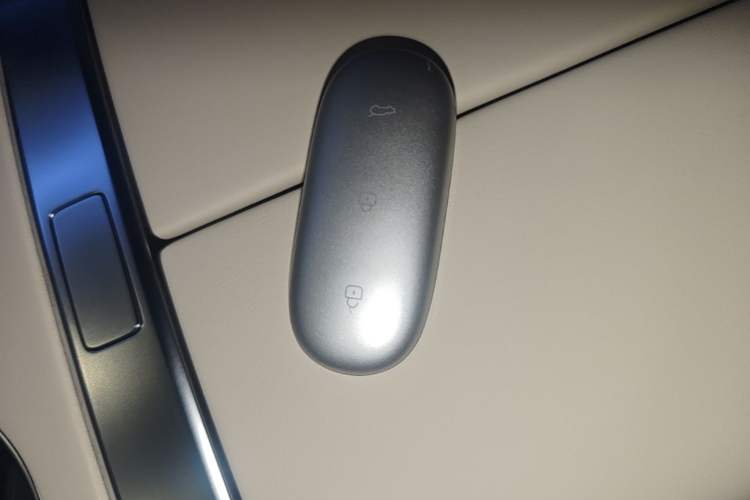 Used Li Auto L8 2025 Ultra Smart Refreshed Edition Interior 1