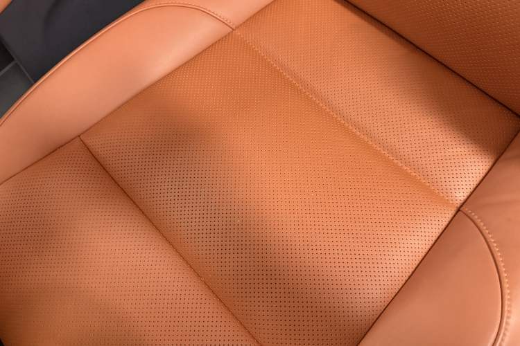 Used Li Auto L8 2025 Max Smart Refresh Edition Interior 3