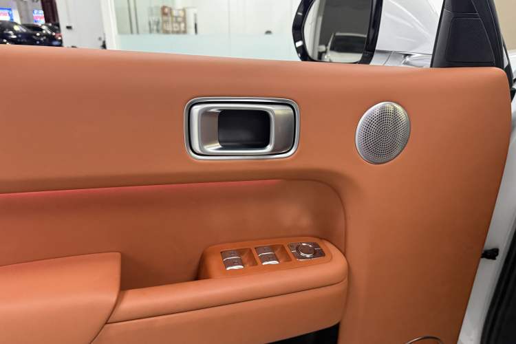 Used Li Auto L8 2025 Max Smart Refresh Edition Interior 6