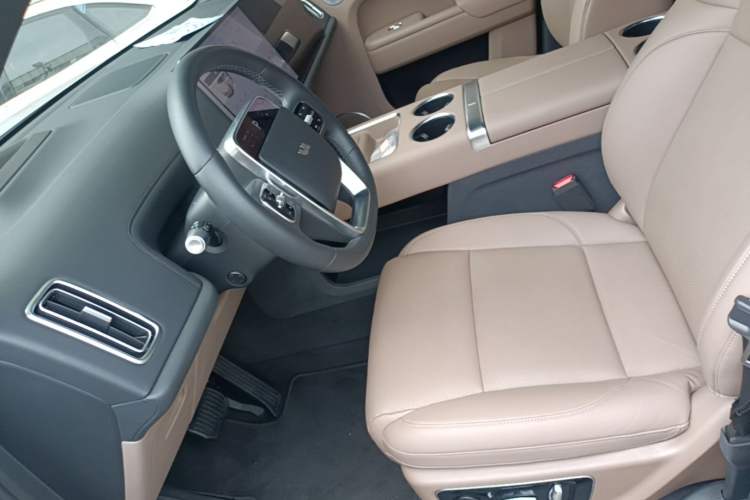 Used Li Auto L8 2025 Max Smart Refresh Edition Left Front Seat